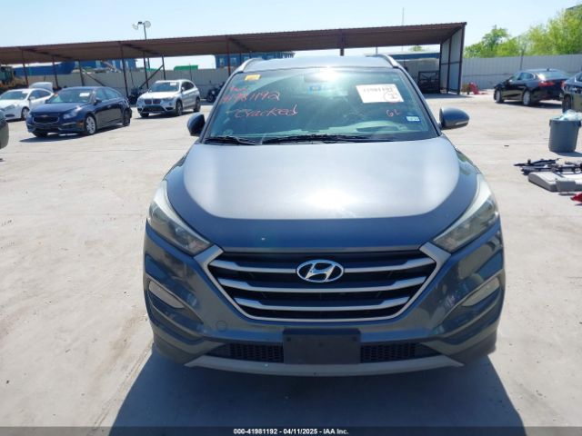 KM8J33AL9JU827748 Hyundai Tucson Sport