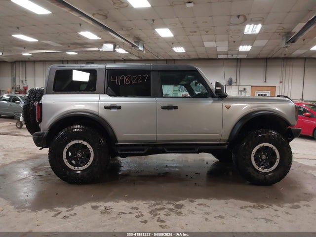 Ford Bronco Badlands 2023 1FMEE5DP2PLB55066 Image 13