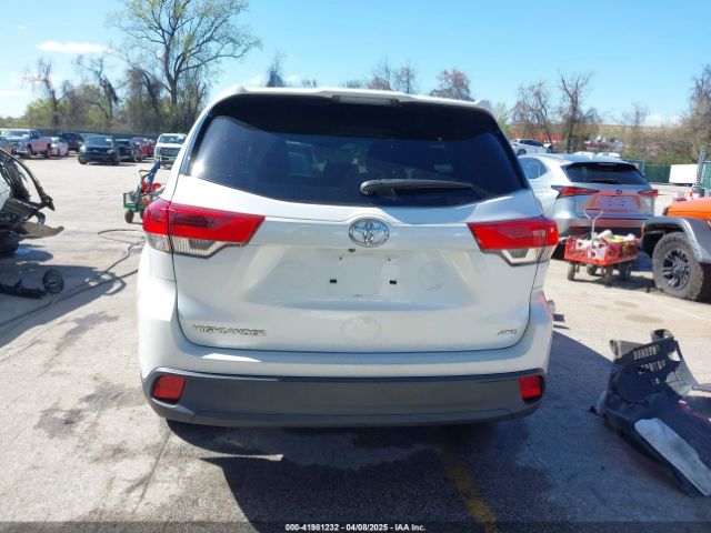 5TDBZRFH5HS398511 Toyota Highlander Le