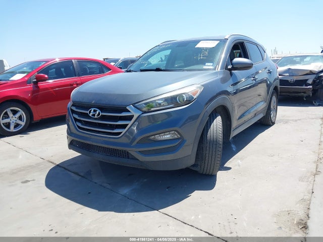 KM8J33A41JU692662 Hyundai TUCSON SEL