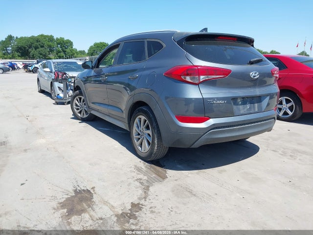 KM8J33A41JU692662 Hyundai TUCSON SEL
