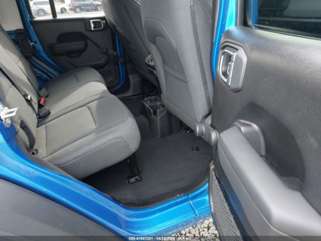 1C4PJXDG6RW287267 Jeep Wrangler 4-door Sport 4x4