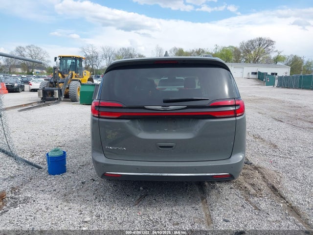 2C4RC1BG1NR133085 Chrysler Pacifica Touring L