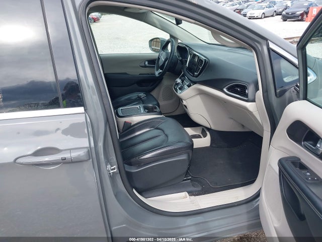2C4RC1BG1NR133085 Chrysler Pacifica Touring L