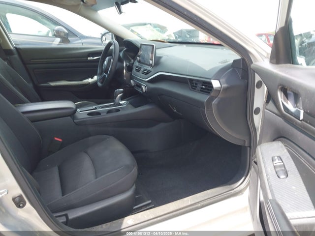 1N4BL4BV6KC211808 Nissan Altima 2.5 S