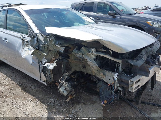 1N4BL4BV6KC211808 Nissan Altima 2.5 S
