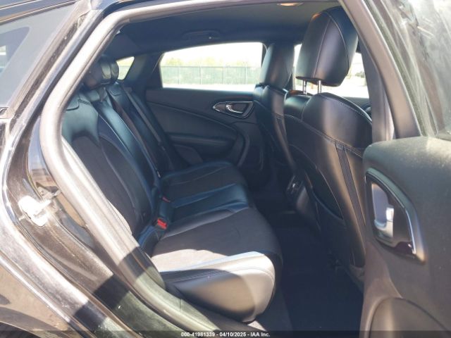 1C3CCCBB5GN158260 Chrysler 200 S