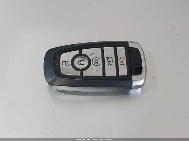 3FA6P0SU2HR162865 Ford Fusion Energi Titanium