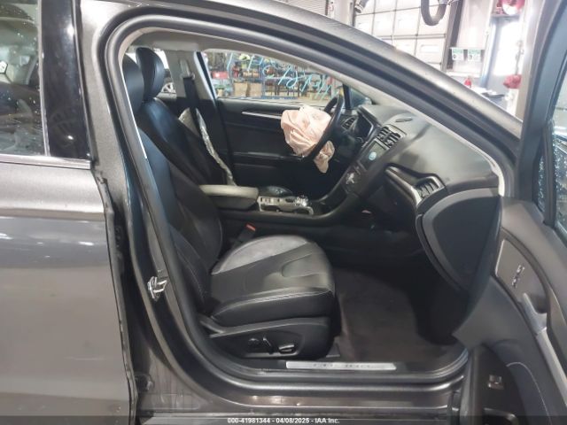 3FA6P0SU2HR162865 Ford Fusion Energi Titanium