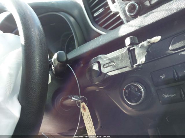 KNDPM3AC4K7621023 KIA Sportage Lx