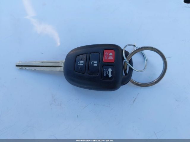 4T1BF1FK5HU279354 Toyota CAMRY LE
