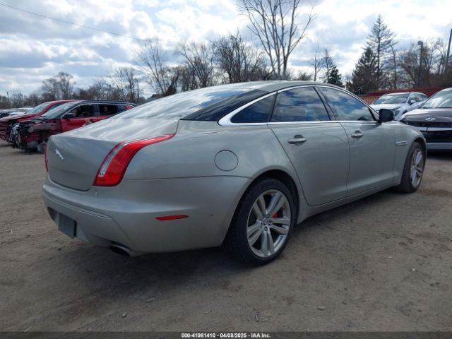 2011 JAGUAR XJ SAJWA1CB2BLV18706 Photo 3