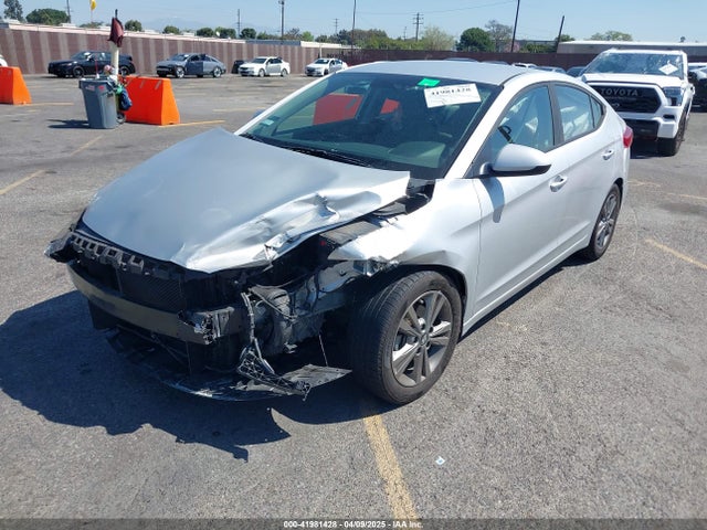 5NPD84LF4JH304549 Hyundai ELANTRA SEL