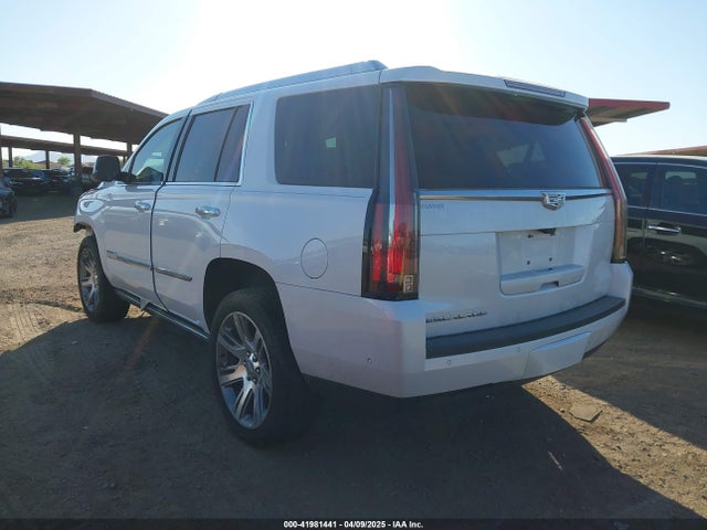 2017 CADILLAC ESCALADE 1GYS3CKJ9HR224179 Photo 2