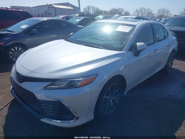 4T1F31AK0NU043465 Toyota Camry Xle Hybrid