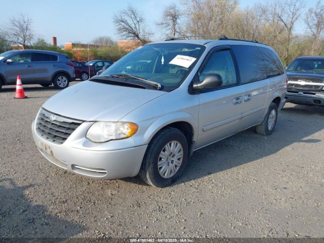 2005 CHRYSLER TOWN & COUNTRY 2C4GP44R45R180459 Photo 1