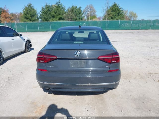 1VWDT7A31HC050245 Volkswagen Passat 1.8t R-line