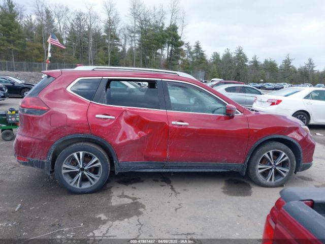 5N1AT2MT2KC757085 Nissan ROGUE SV