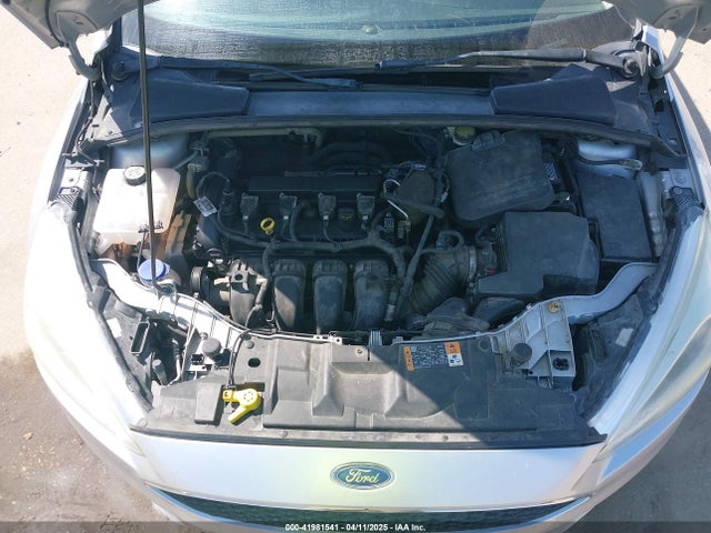 1FADP3K26GL264402 Ford FOCUS SE