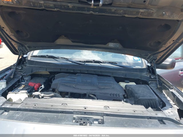 1N6AA1EE5MN502598 Nissan Titan Sv 4x2