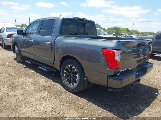 1N6AA1EE5MN502598 Nissan Titan Sv 4x2