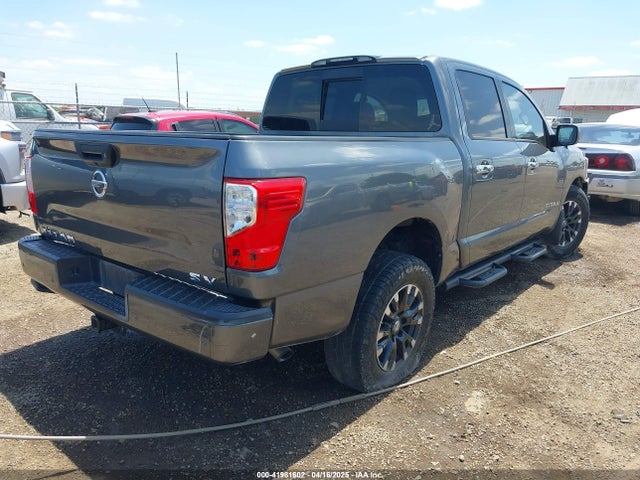1N6AA1EE5MN502598 Nissan Titan Sv 4x2