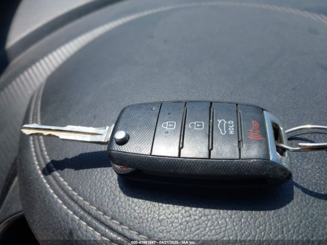 KNAFX4A8XG5522646 KIA FORTE EX