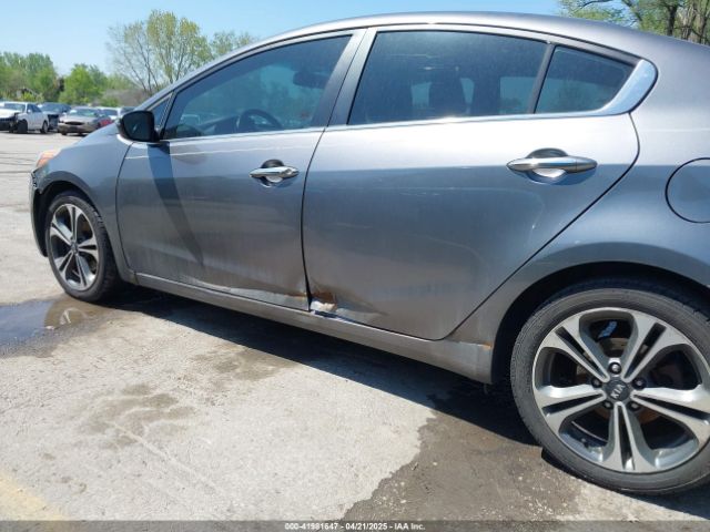 KNAFX4A8XG5522646 KIA FORTE EX