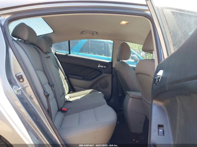 KNAFX4A8XG5522646 KIA FORTE EX
