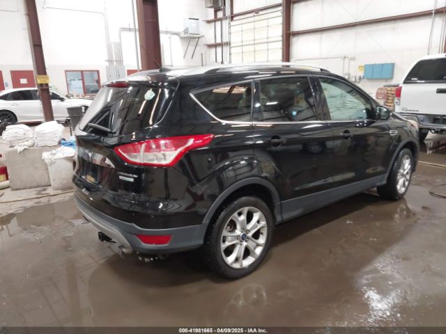 1FMCU0J9XGUA00651 Ford Escape Titanium