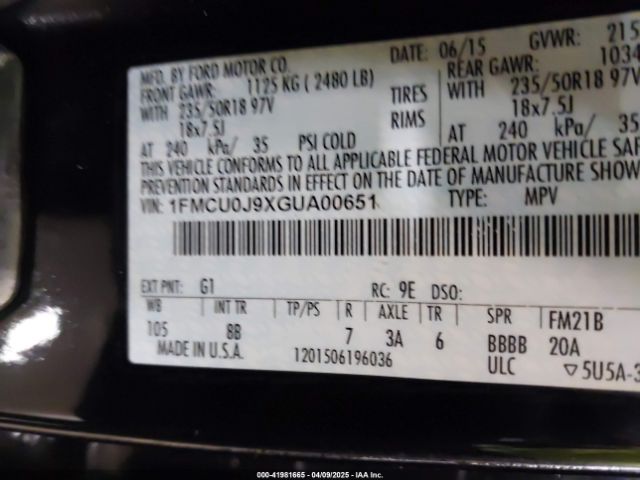 1FMCU0J9XGUA00651 Ford Escape Titanium