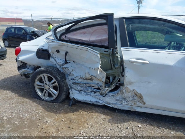 1G1BE5SM2G7256593 Chevrolet Cruze Lt Auto