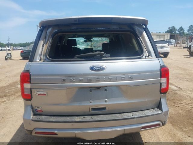 1FMJU1HTXNEA49452 Ford Expedition Xlt