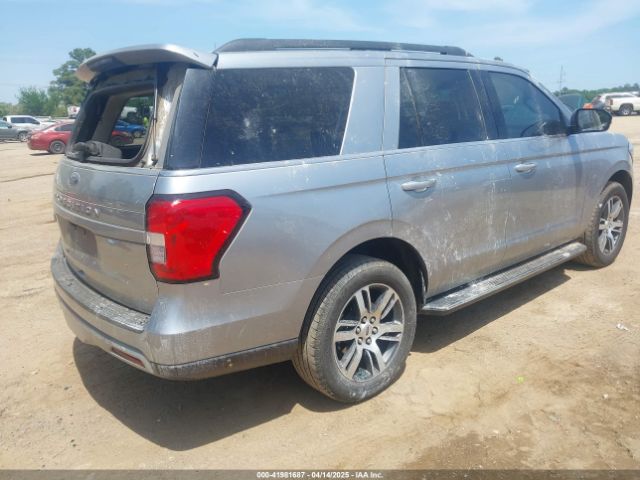 1FMJU1HTXNEA49452 Ford Expedition Xlt