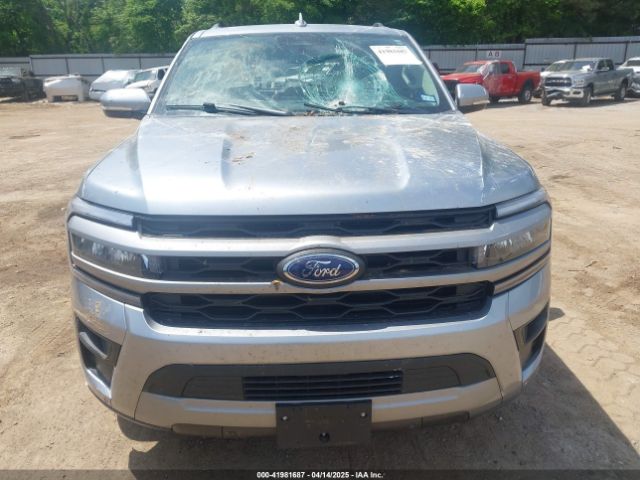 1FMJU1HTXNEA49452 Ford Expedition Xlt
