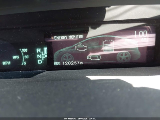 JTDKN3DU8F0438461 Toyota Prius Two