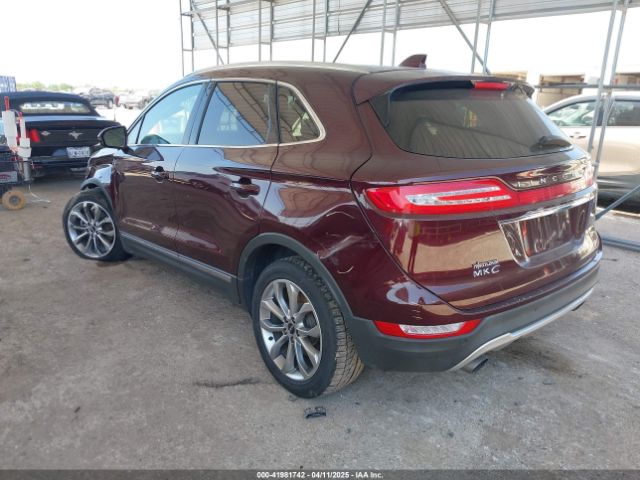 2019 LINCOLN MKC 5LMCJ2C92KUL17640 Photo 2