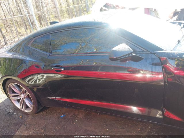 1G1FB1RSXJ0129730 Chevrolet Camaro 1lt