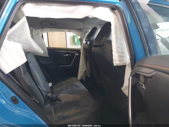 2T3J1RFV5KW018601 Toyota Rav4 Adventure