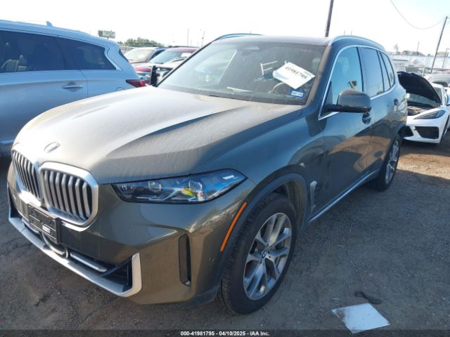2025 BMW X5 5UX13EU05S9X56651 Photo 1