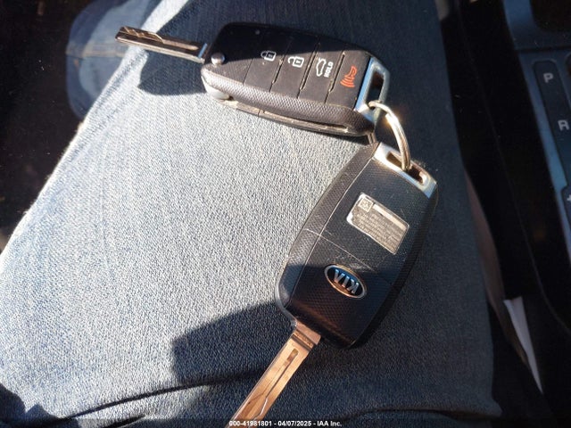5XXGM4A78FG464814 KIA Optima Lx