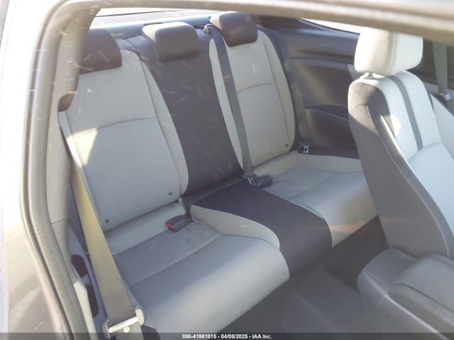2HGFC4B01JH306063 Honda Civic Lx-p