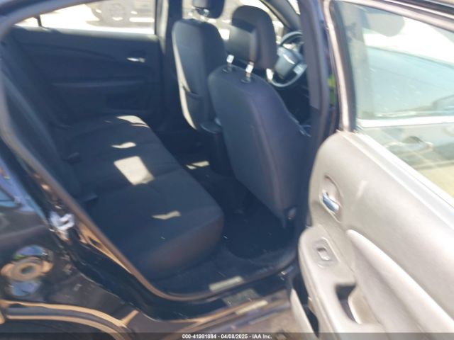 1C3CCBAB7EN208911 Chrysler 200 LX