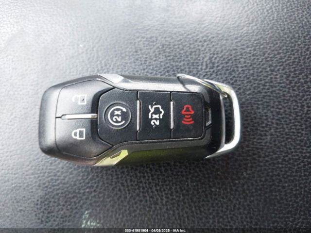1FM5K8D86HGD33655 Ford EXPLORER XLT
