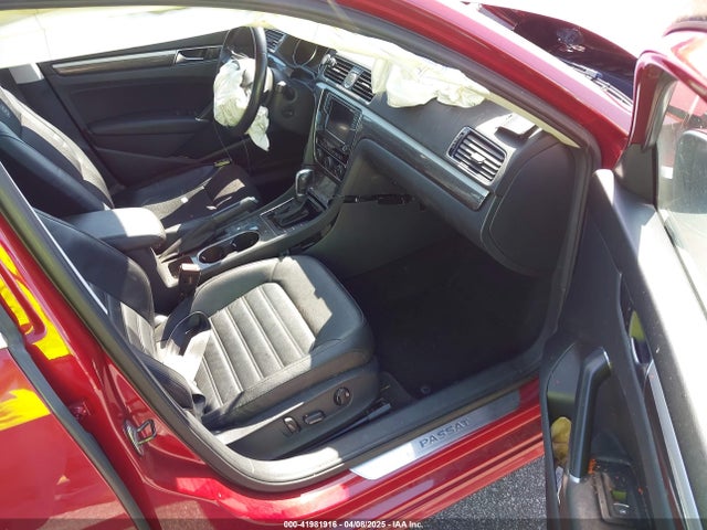 1VWCM7A33HC013786 Volkswagen Passat V6 Sel Premium
