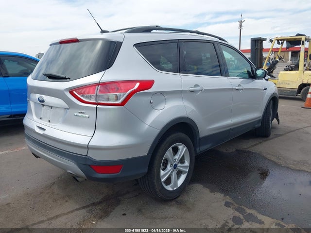 1FMCU0GX5GUC40146 Ford ESCAPE SE