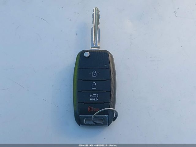 KNAFK5A87H5696373 KIA FORTE LX