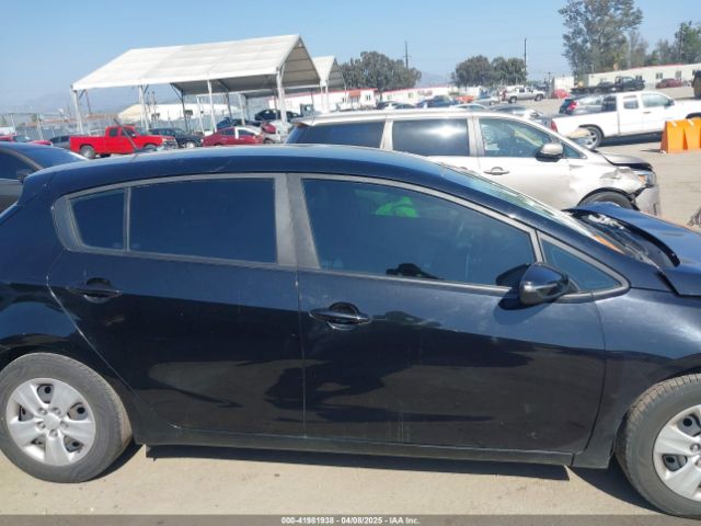 KNAFK5A87H5696373 KIA FORTE LX