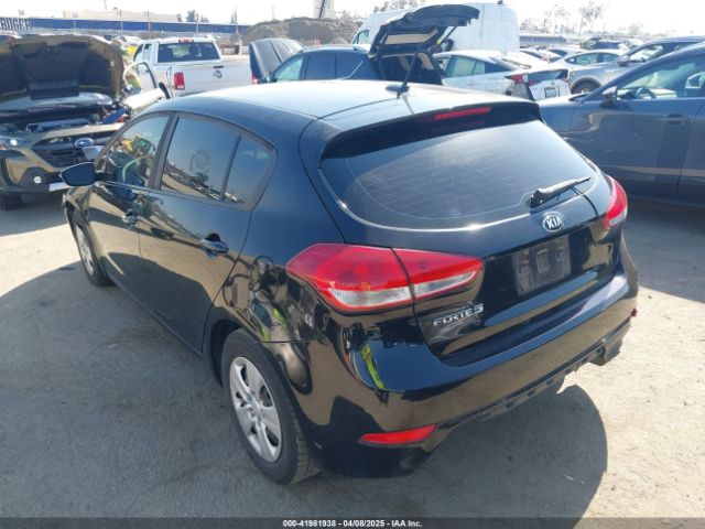 KNAFK5A87H5696373 KIA FORTE LX