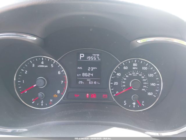 KNAFK5A87H5696373 KIA FORTE LX